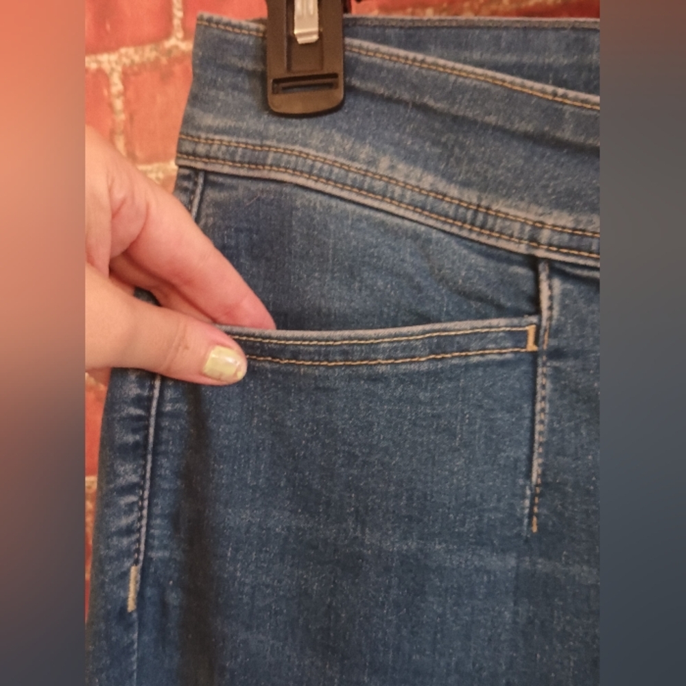 𝑺𝒊𝒈𝒏𝒂𝒕𝒖𝒓𝒆 𝑺𝒉𝒂𝒑𝒊𝒏𝒈 𝑺𝒖𝒑𝒆𝒓𝑺𝒌𝒊𝒏𝒏𝒚 𝑯𝒊𝑹𝒊𝒔𝒆 𝑱𝒆𝒂𝒏𝒔 - Picture 7 of 16